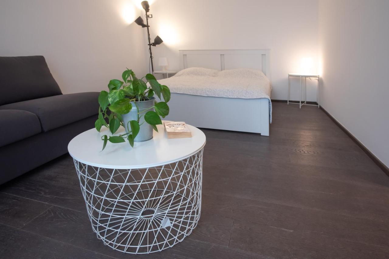 Art & Design On The Corner - Via Savona Milan Apartment Exterior photo